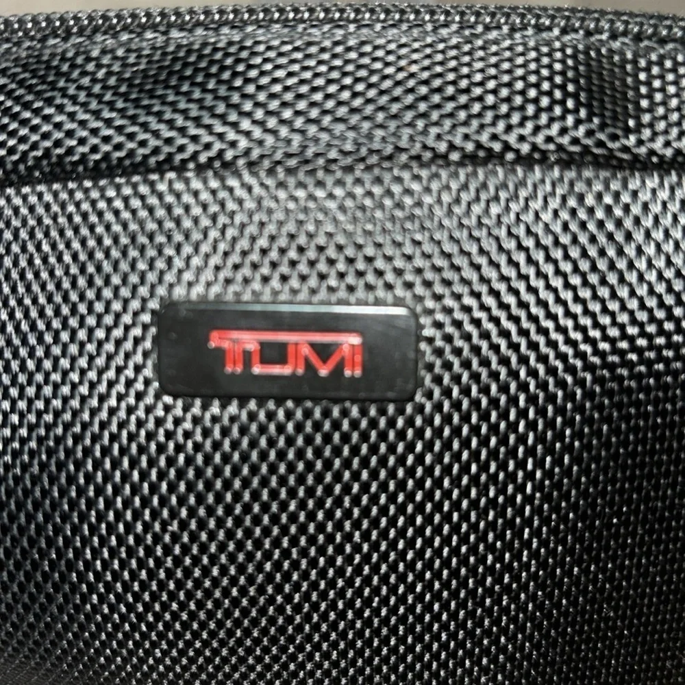 TUMI x DELTA | Nylon Toiletry Pouch UNISEX